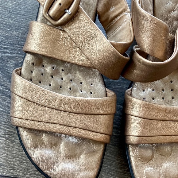 Walking Cradles Elite Reed Sandals - Picture 9 of 15